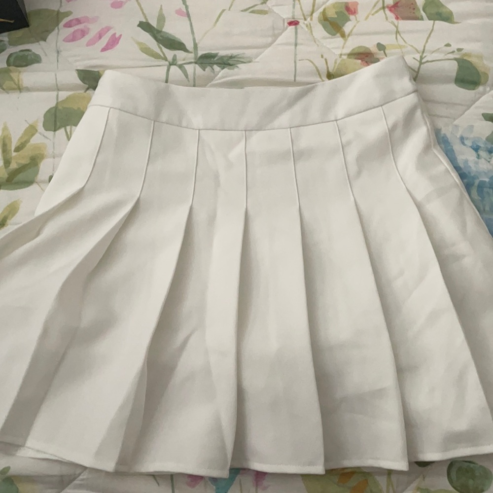 white tennis skirt